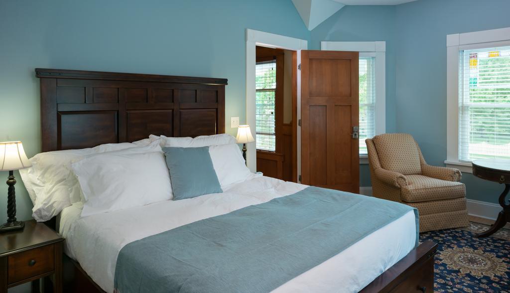 Greenway House Bed & Breakfast 4*