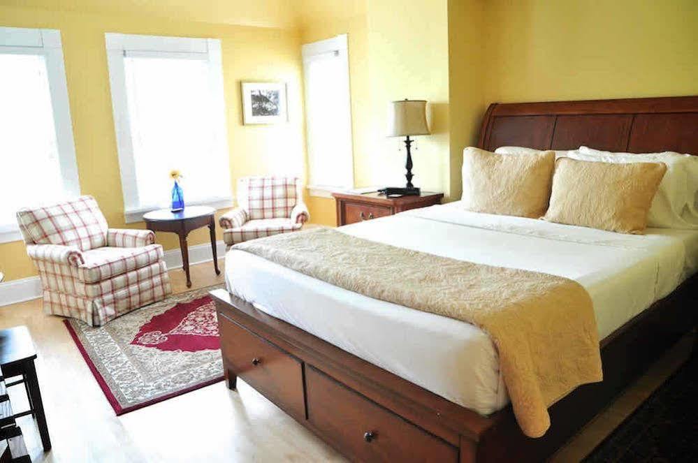 Bed & Breakfast Greenway House 4*